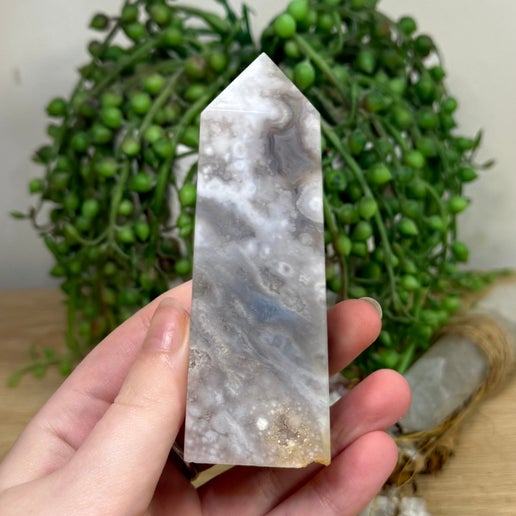 Pink Amethyst / Blue Flower Agate Point (K306)