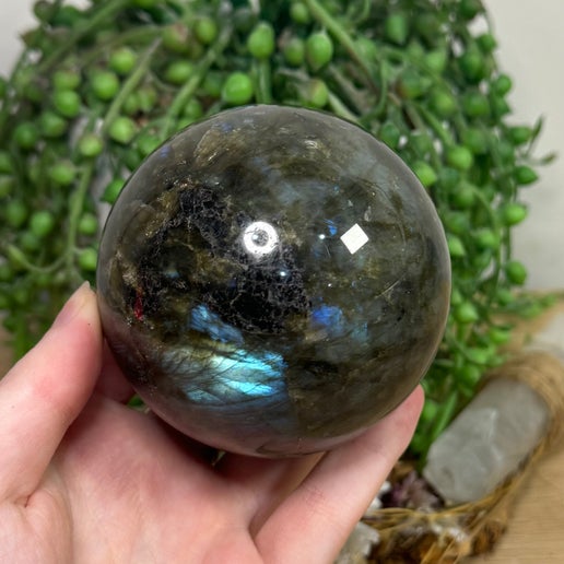 Labradorite Sphere (H743)