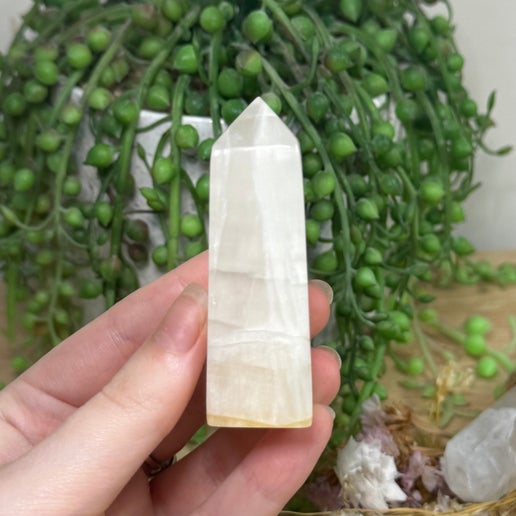 White Calcite Point (D444)