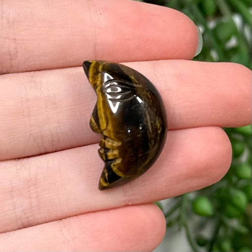 Tiger Eye Small Moon Face