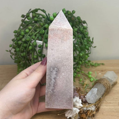 Pink Amethyst Tower (H713)