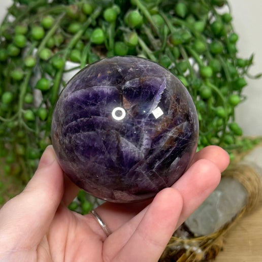 Dream Amethyst Sphere (I323)