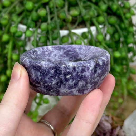 Lepidolite Bowl (M23)