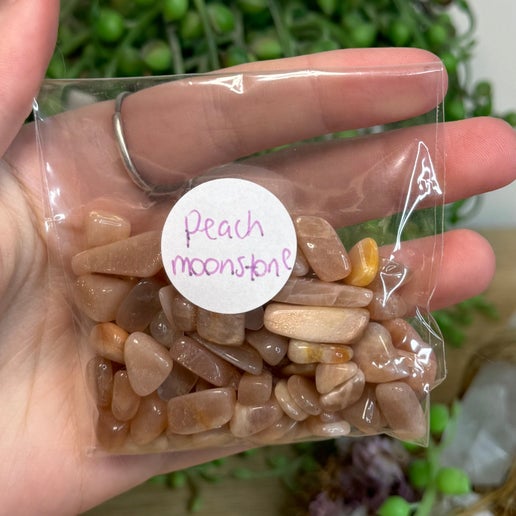 Peach Moonstone 50gram Chip Bag