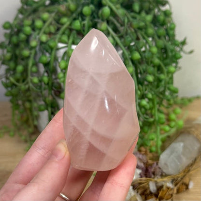 Rose Quartz Flame (K297)