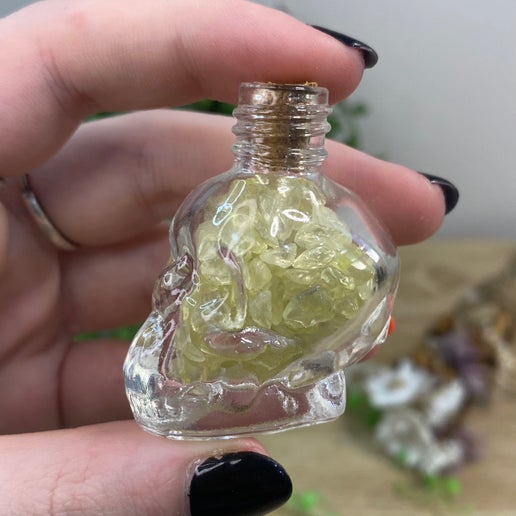 Citrine Chip Skull Bottle