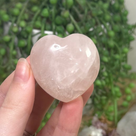 Rose Quartz Heart (B318)