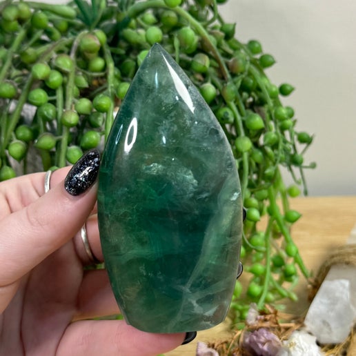 Green Fluorite Arch Free Form (H271)