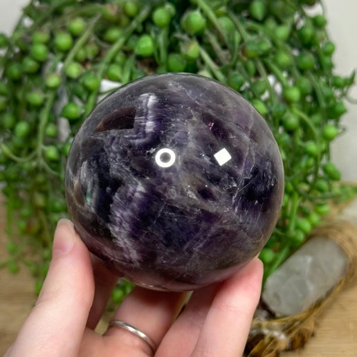 Dream Amethyst Sphere (I325)