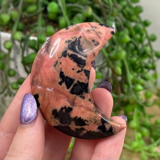 Rhodonite Moon (G716)