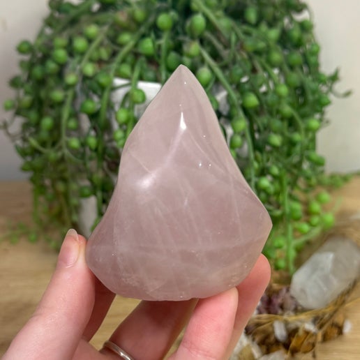 Rose Quartz Flame (K298)