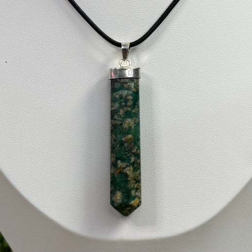 Green Aventurine Necklace (J167)