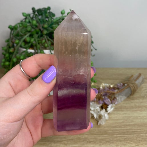 Fluorite Point (B503)