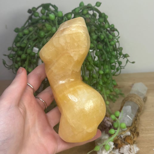 Yellow Calcite Body (L858)