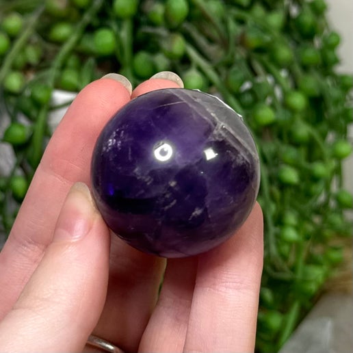 Dream Amethyst Sphere (H941)
