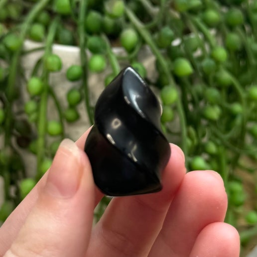 Black Obsidian Small Flame (G392)