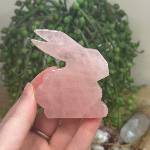 Rose Quartz Bunny (K803)