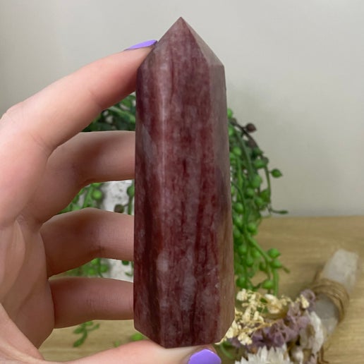 Strawberry Quartz Point (B723)