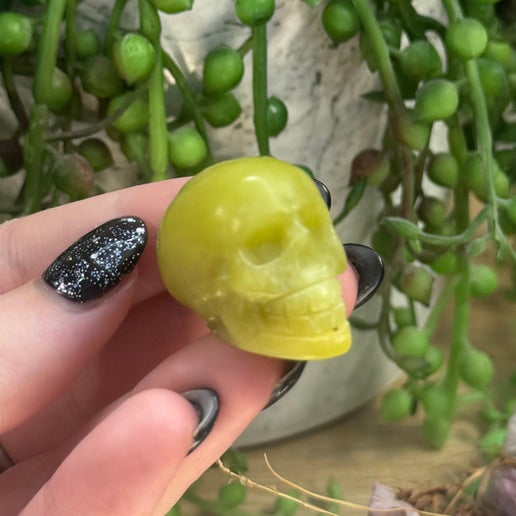 Yellow Jade Small Skull