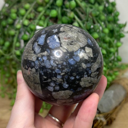 Que Sera Sphere (K873)