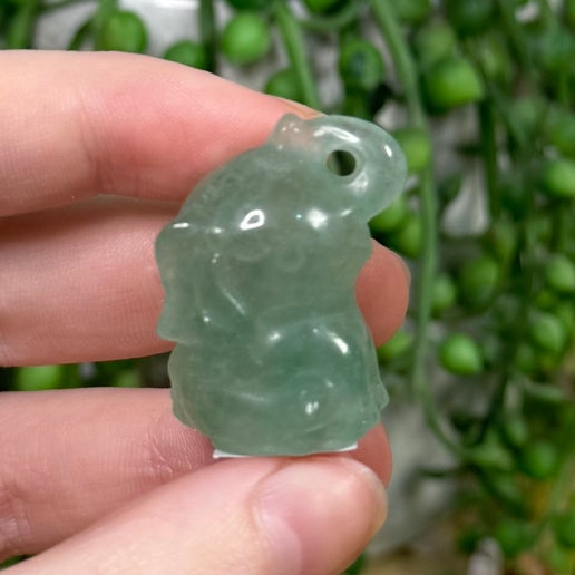 Green Aventurine Sitting Elephant (J398)