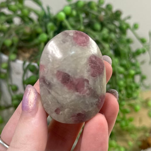 Pink Tourmaline Palm Stone (H521)