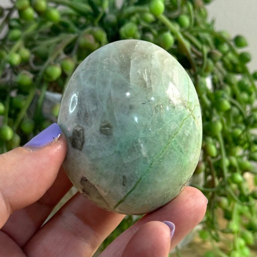 Green Moonstone Palmstone (H759)