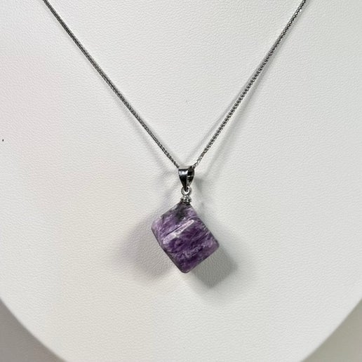 Chariote Cube Necklace