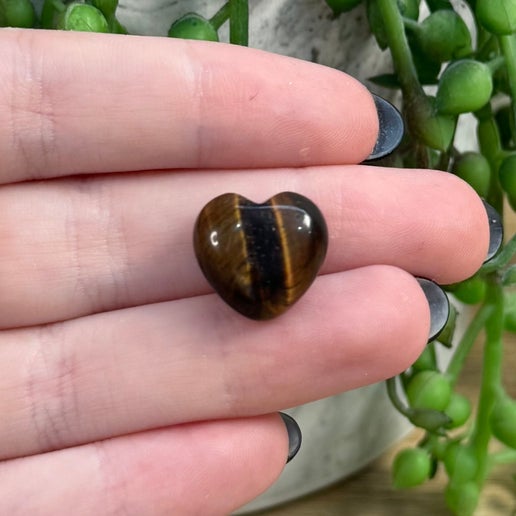 Tiger Eye Tiny Hearts