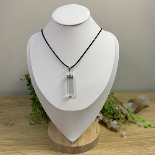 Clear Quartz Necklace (J195)